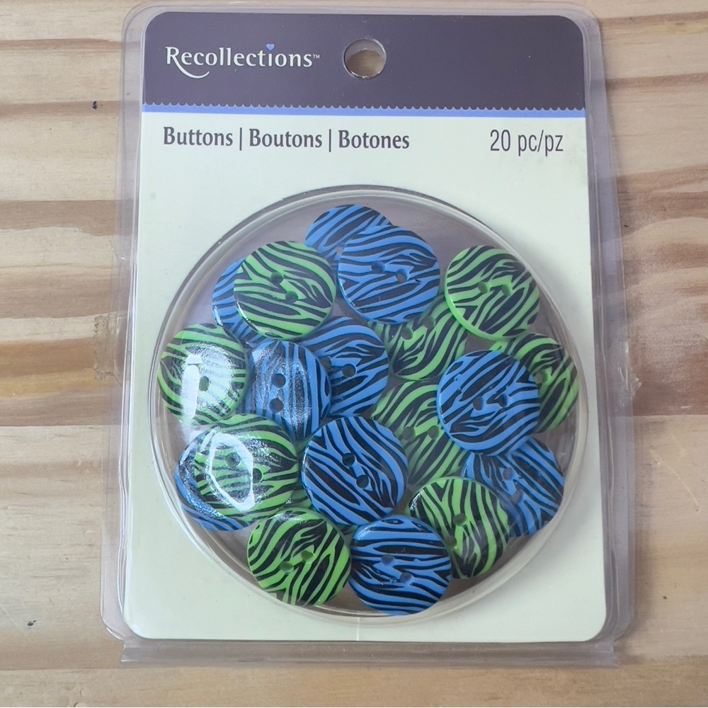 *5/$15* Recollections Green and Blue Zebra Stripe Buttons - 2 hole